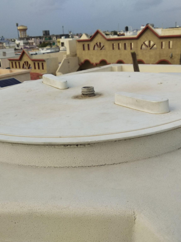 Reasons Your Water Tank Smells Bad in Summer (Easy Fixes)
